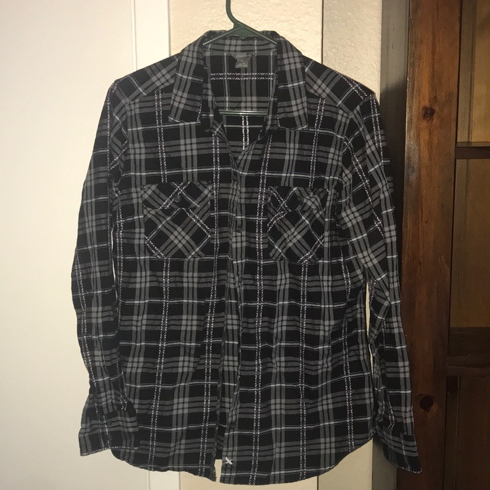 Eddie Bauer Plaid Long Sleeve Button-Up